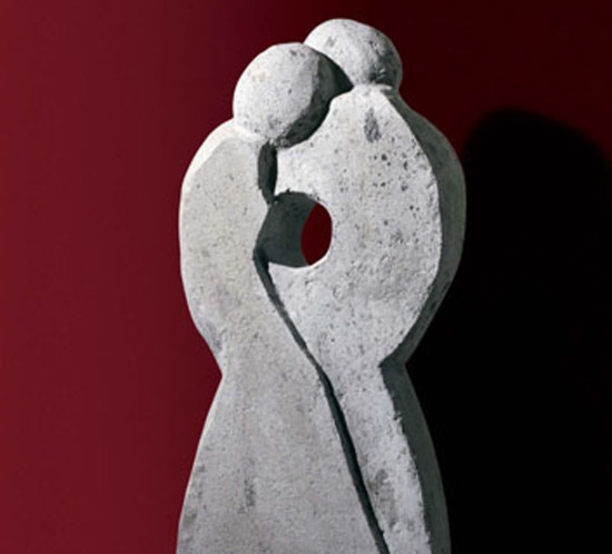 Abbraccio 40x20x102 pietra enfero.
